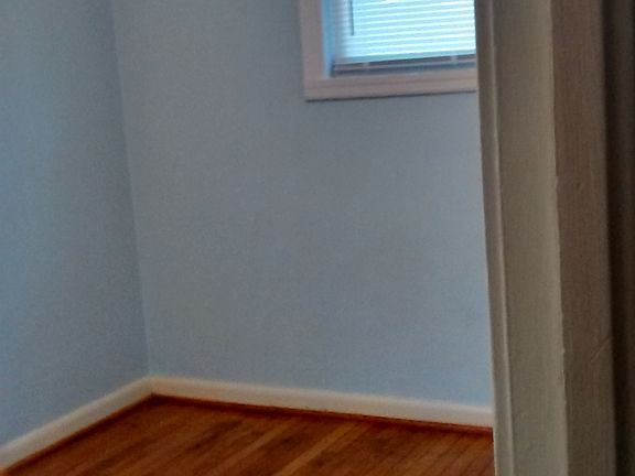 3rd image of 1926 Holladay St