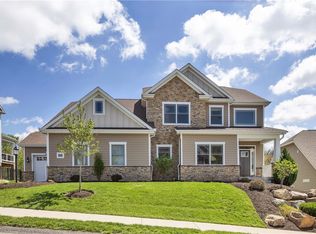 494 Harvest View Dr, Venetia, PA 15367