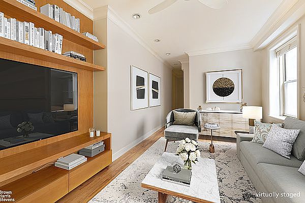 1st image of 15 E 10th St APT 2D