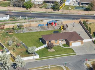 9497 S Lady Dove Ln, South Jordan, UT 84095