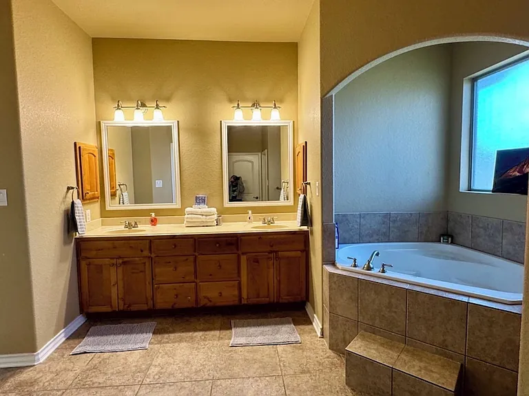 112 Scenic Hills Dr — Photo 12
