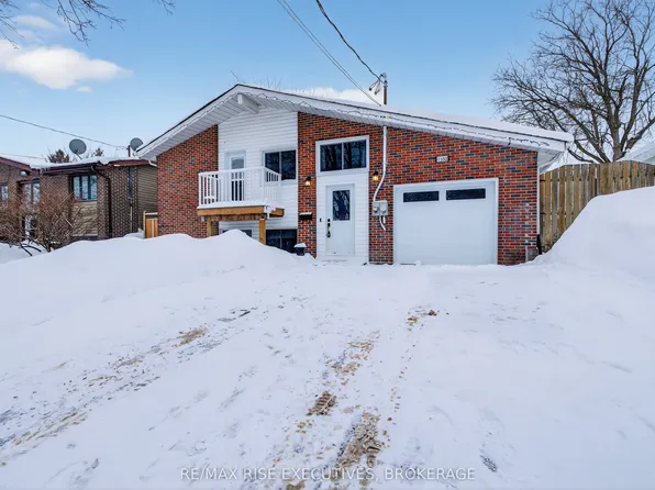 1302 Montreal St, Kingston, ON K7K 3L6