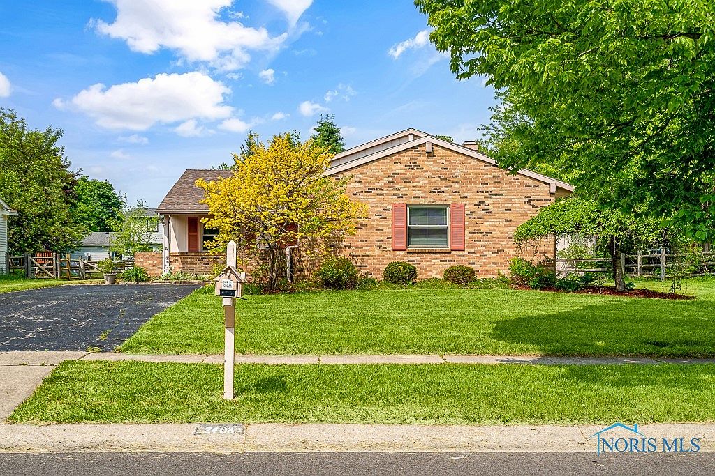 2408 Plum Leaf Ln, Toledo, OH 43614 Zillow