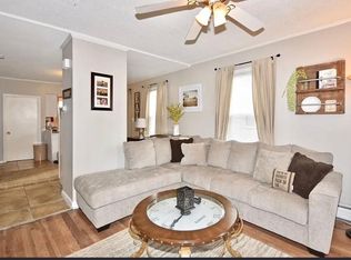 174 Dartmouth St #1, New Bedford, MA 02740
