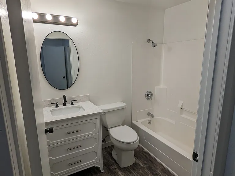 523 N Arch St #1 — Photo 7