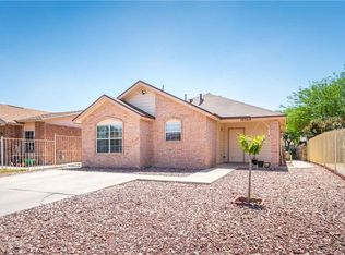 10368 Valle Rico Dr, Socorro, TX 79927