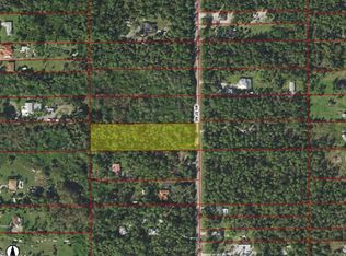 4th St Ne, Naples, FL 34120