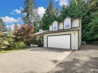 1151 Suzanne Ct, Poulsbo, WA 98370