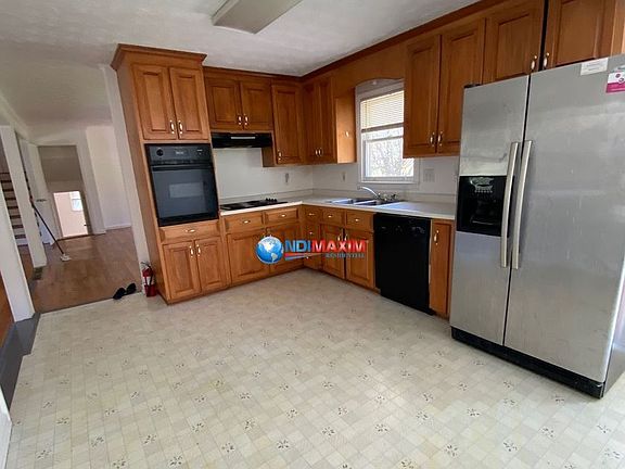3rd image of 651 Oneta Dr
