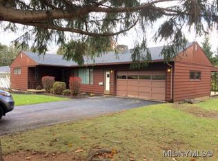 44 Taber Rd, New Hartford, NY 13413