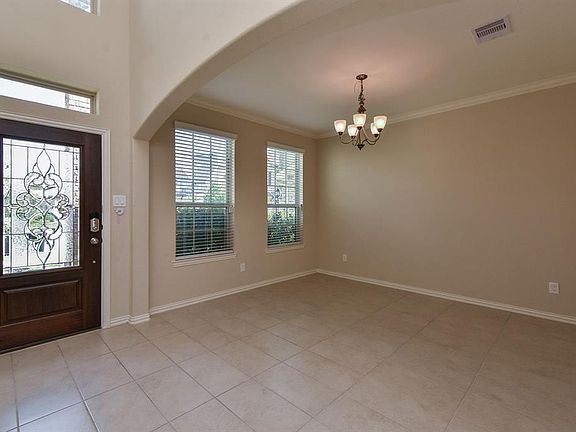 4th image of 22318 Oxton Ct