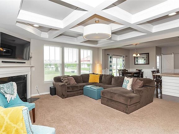 4th image of 15379 McClarnden Dr