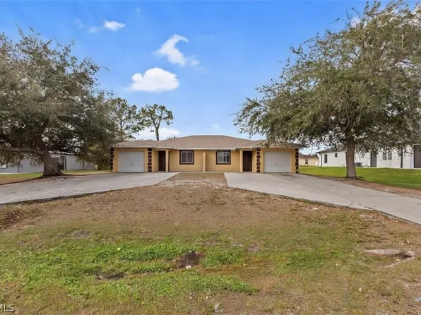 5113/5115 24th St SW, Lehigh Acres, FL 33973