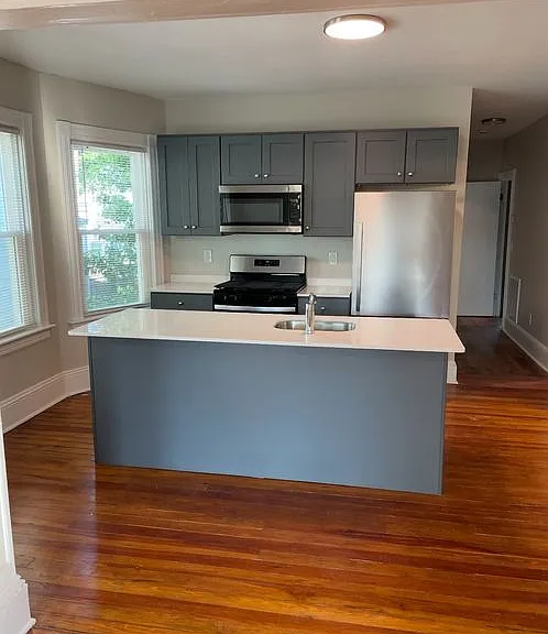 150 Oakland Ave — Photo 2