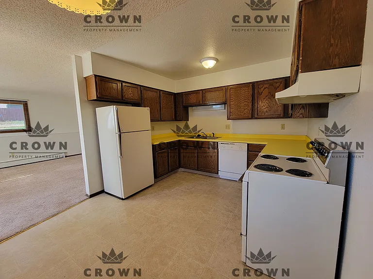1420 Taft Ave #D — Photo 4