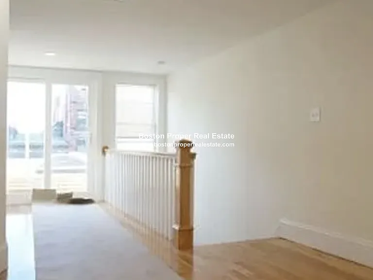 497 Beacon St #9 — Photo 3