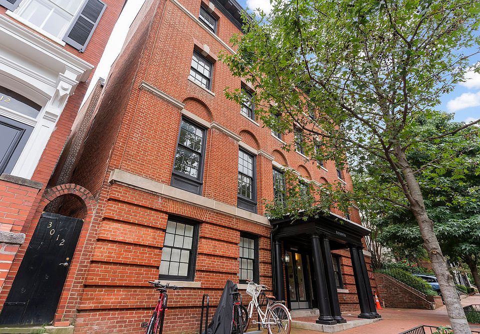 1st image of 3016 Dumbarton St NW #401