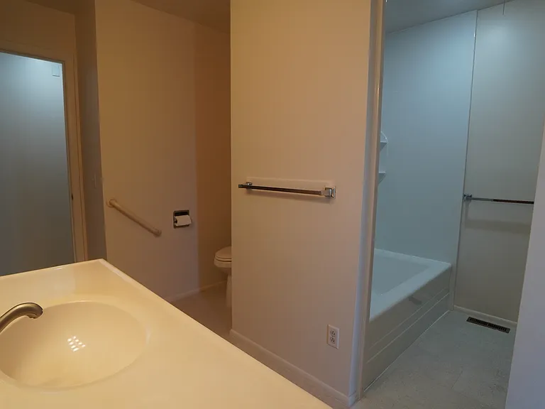 615 S 5900 W — Photo 19