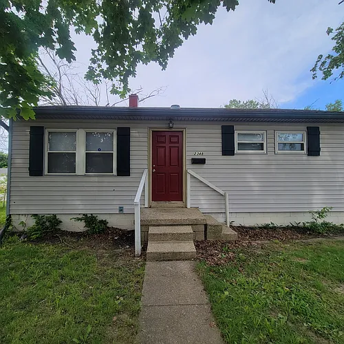 2348 Saint Paul St Photo 1