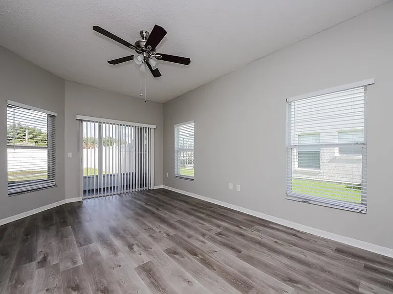 104 Bridgeport Way — Photo 9