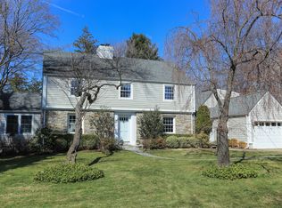 620 The Pkwy, Mamaroneck, NY 10543