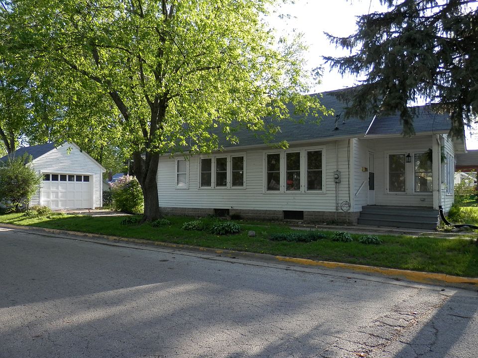 1st image of 335 Sheridan Dr