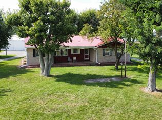 2375 N State Route 1, Watseka, IL 60970