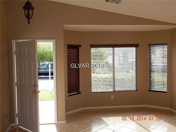 2nd image of 2739 Knoll Point St