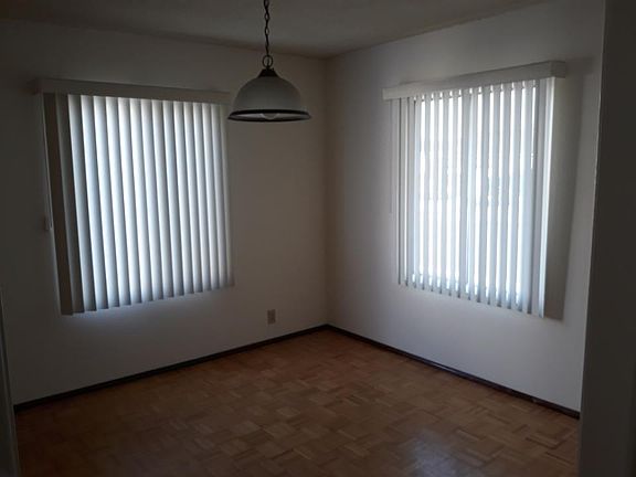5th image of 3208 Silva St