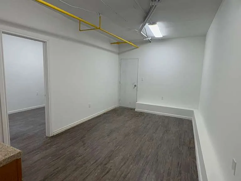 240 E 175th St #G33 — Photo 3