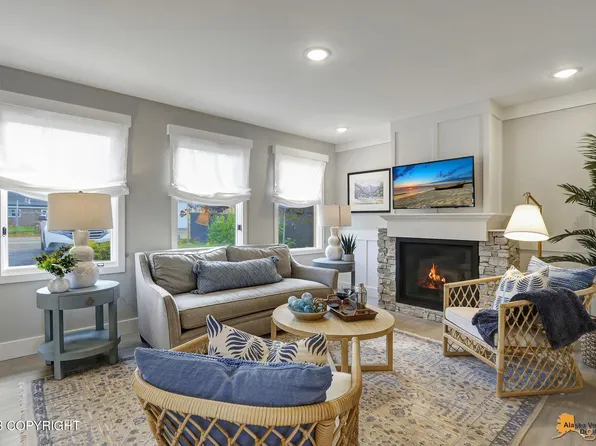 3286 Outta Pl, Anchorage, AK 99517