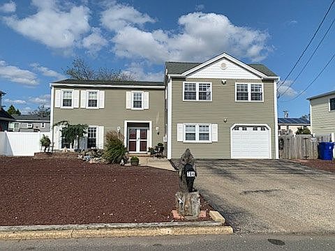 1st image of 764 Bermuda Dr