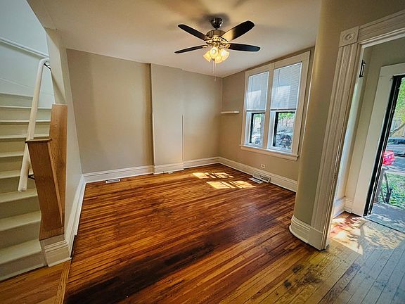 3rd image of 11442 S Saint Lawrence Ave