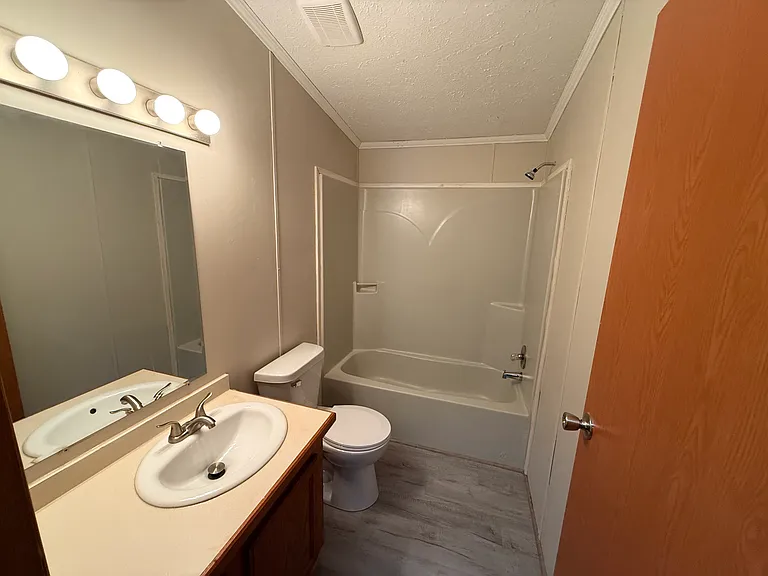 260 Timber Ln — Photo 6