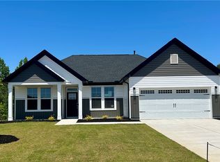 204 Bellflower Ln, Anderson, SC 29625