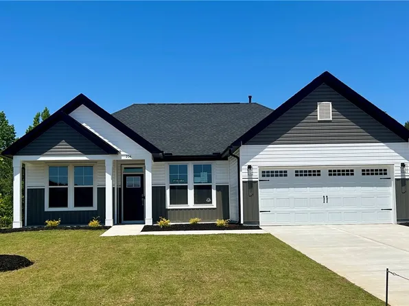 204 Bellflower Ln, Anderson, SC 29625