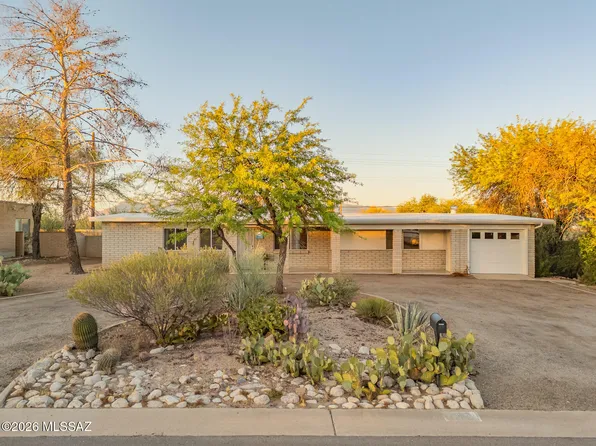 2952 W Avenida Cresta, Tucson, AZ 85745