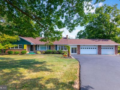105 Farmers Ln, Sellersville, PA, 18960