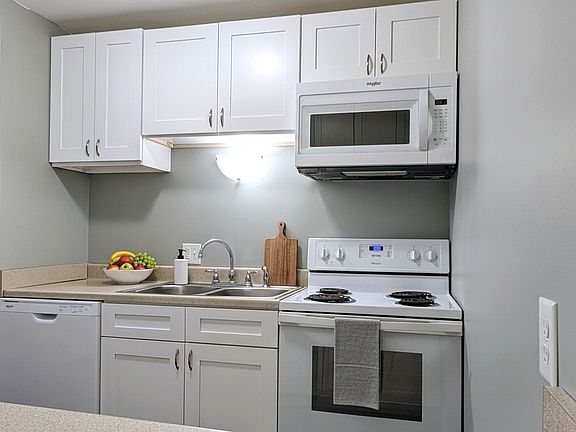 5th image of 1102 Salem Ave #3D
