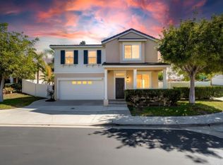 907 Westport Ln, Vista, CA 92084