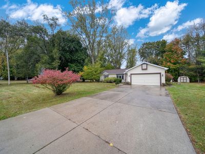 1884 Glenshire Dr, Jackson, MI, 49201