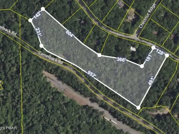 102 Cobble Creek Dr, Tannersville, PA 18372