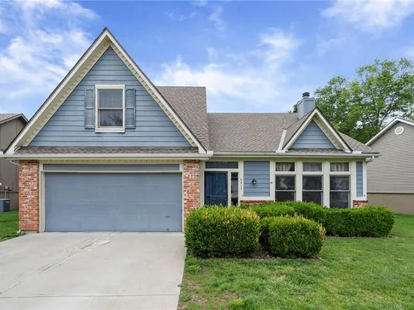 6413 Anderson St, Shawnee, KS 66226