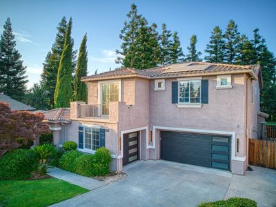2696 E Solar Ave, Fresno, CA, 93720