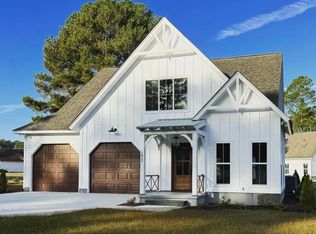 1013 Left Bank Dr, Florence, SC 29501