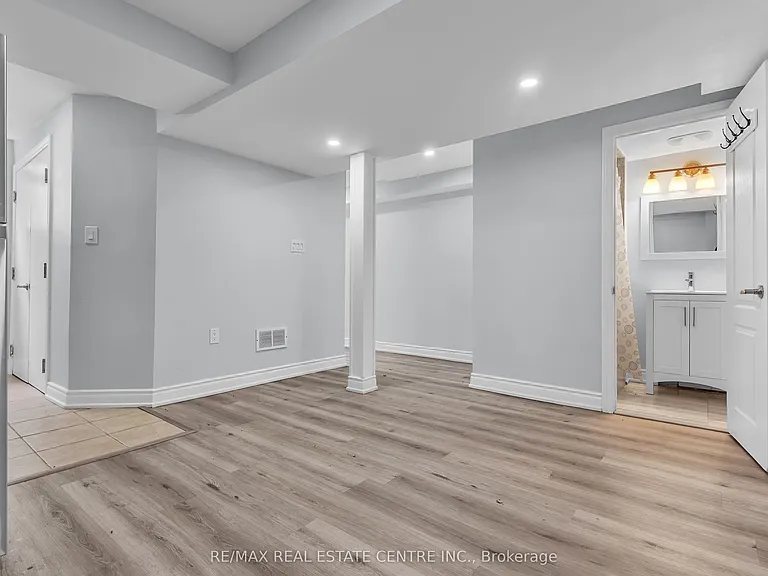 42 Baha Cres #BASEMENT — Photo 7