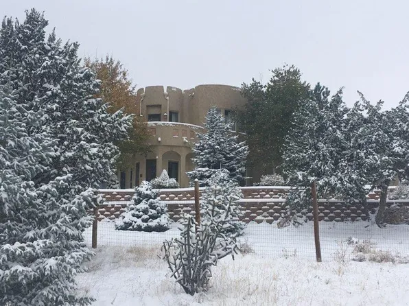 8 Camino Coyote, Edgewood, NM 87015
