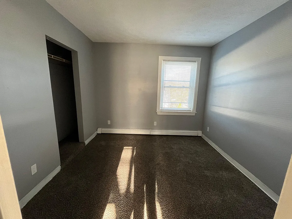 Building Photo - 375 Manchester St #3R