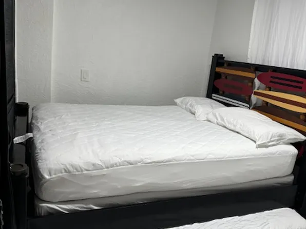 (undisclosed Address), Miami, FL 33176