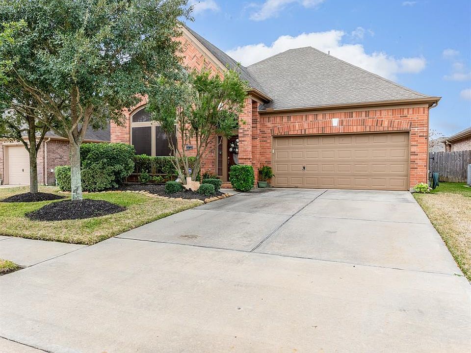 1st image of 21723 W Mulberry Field Cir
